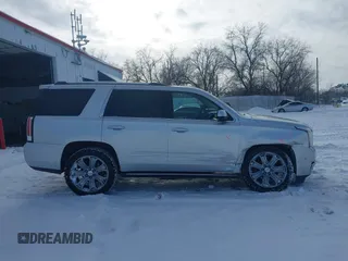 2016 GMC Yukon Denali with VIN 1GKS2CKJ7GR151020, listed as a IAAI auction lot 41539216 with 120,893 mi miles. Bid and sale history available at carsss.com. Image 13.