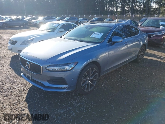 2017 Volvo S90 Momentum with VIN YV1A22MK0H1014633, listed as a IAAI auction lot 41266677 with 46,470 mi miles. Bid and sale history available at carsss.com. Image 2.