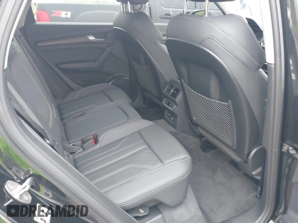 2024 Audi Q5 S line Premium z VIN WA1GAAFY0R2145033, wystawiony jako IAAI lot #41817546 z przebiegiem 1 277 mil mil oraz . Historia ofert i sprzedaży dostępna na DreamBid. Obrazek 8.
