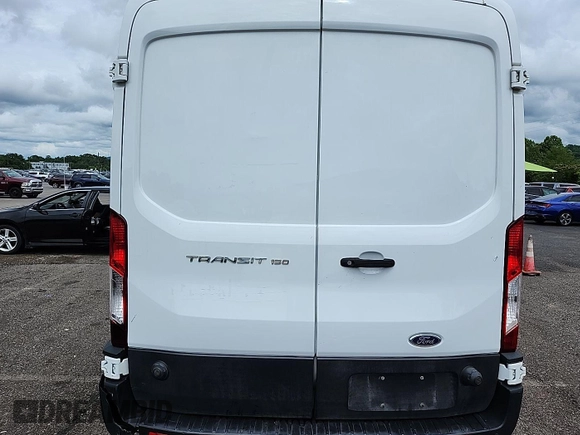 2020 Ford Transit Cargo z VIN 1FTYE1C89LKA17335, wystawiony jako IAAI lot #42561511 z przebiegiem 276 728 mil mil oraz . Historia ofert i sprzedaży dostępna na DreamBid. Obrazek 20.