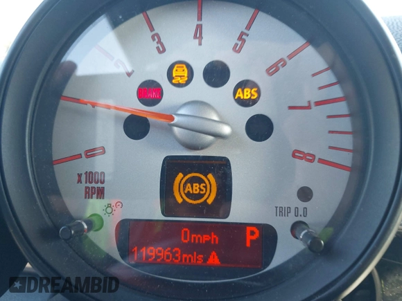 2012 MINI Convertible with VIN WMWZN3C54CT134124, listed as a IAAI auction lot 42313148 with 119,963 mi miles and . Bid and sale history available at DreamBid. Image 7.