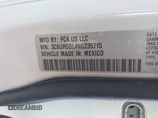 2022 Ram 2500 Lone Star z VIN 3C6UR5DL4NG235715, wystawiony jako IAAI lot #41753908 z przebiegiem 24 578 mil mil oraz . Historia ofert i sprzedaży dostępna na DreamBid. Obrazek 9.