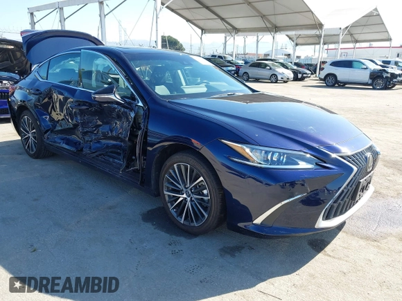 2023 Lexus ES with VIN 58ADA1C19PU027018, listed as a IAAI auction lot 42013458 with 20,861 mi miles. Bid and sale history available at carsss.com. Image 1.