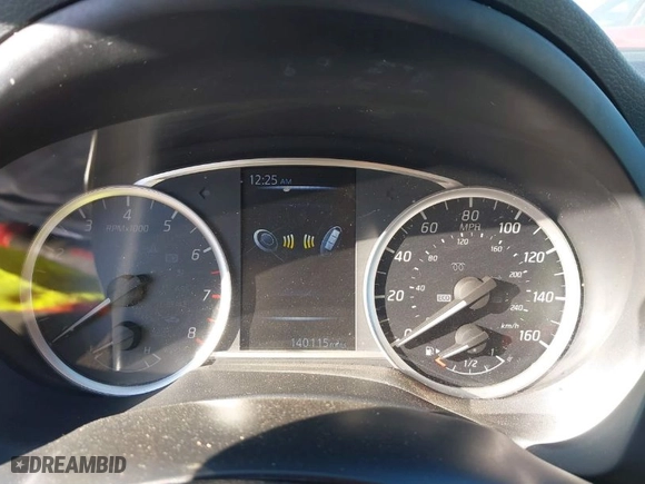 2016 Nissan Sentra SV with VIN 3N1AB7AP5GY272260, listed as a IAAI auction lot 41610017 with 140,115 mi miles. Bid and sale history available at carsss.com. Image 7.