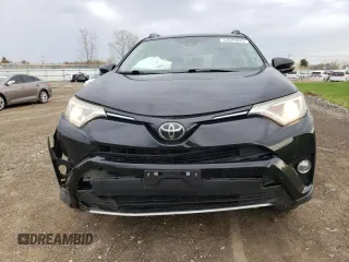 2018 Toyota RAV4 XLE z VIN 2T3WFREV8JW475748, wystawiony jako Copart lot #53929845 z przebiegiem 141 438 mil mil oraz Szkoda całkowita • Salvage title. Historia ofert i sprzedaży dostępna na DreamBid. Obrazek 5.