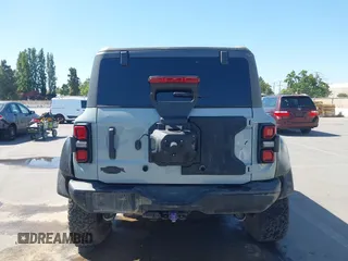 2023 Ford Bronco Raptor с VIN 1FMEE5JR7PLC04106, выставлен на аукционе IAAI как лот 42316422 с пробегом 6 859 миль миль и . История ставок и продаж доступна на DreamBid. Изображение 17.