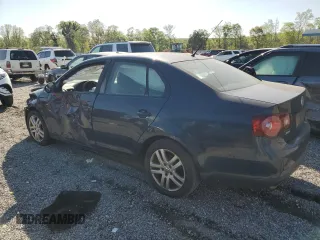 2009 Volkswagen Jetta S с VIN 3VWJM71K69M012386, выставлен на аукционе Copart как лот 52616555 с пробегом 150 322 миль миль и Списание • Salvage title. История ставок и продаж доступна на DreamBid. Изображение 2.