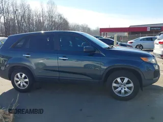 2011 Kia Sorento LX with VIN 5XYKT3A1XBG158819, listed as a IAAI auction lot 41665390 with 120,570 mi miles. Bid and sale history available at carsss.com. Image 13.