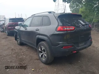 2018 Jeep Cherokee Trailhawk with VIN 1C4PJMBB0JD564792, listed as a IAAI auction lot 42513208 with 173,484 mi miles and . Bid and sale history available at DreamBid. Image 3.