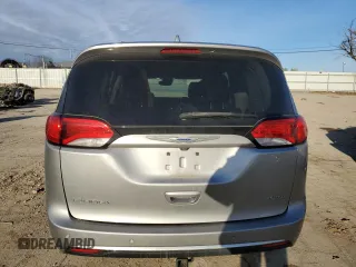 2018 Chrysler Pacifica Limited z VIN 2C4RC1GG8JR226303, wystawiony jako Copart lot #42782995 z przebiegiem 139 837 mil mil oraz Szkoda całkowita • Salvage title. Historia ofert i sprzedaży dostępna na DreamBid. Obrazek 6.