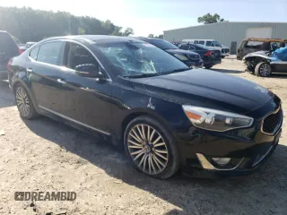2015 Kia Cadenza Premium with VIN KNALN4D79F5180889, listed as a Copart auction lot 68486404 with 106,196 mi miles and Salvage Title. Bid and sale history available at carsss.com. Image 4.