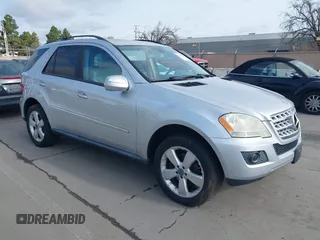 2009 Mercedes-Benz M 3.5L with VIN 4JGBB86E59A442053, listed as a IAAI auction lot 41851346 with 220,273 mi miles and . Bid and sale history available at carsss.com. Image 1.
