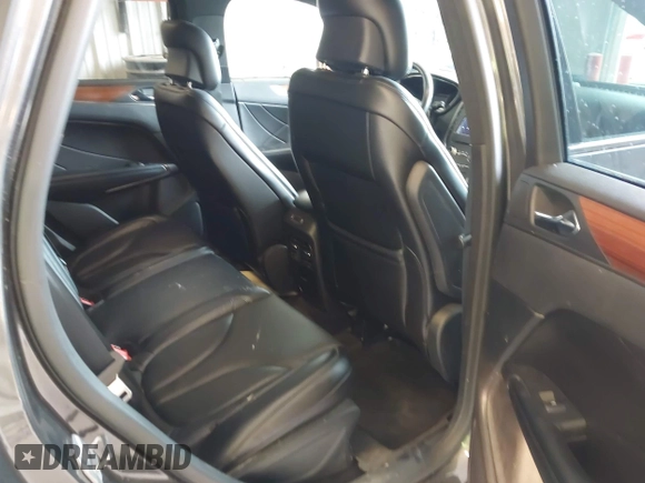 2018 Lincoln MKC Reserve with VIN 5LMCJ3D96JUL14629, listed as a IAAI auction lot 42595730 with 89,587 mi miles and . Bid and sale history available at DreamBid. Image 8.