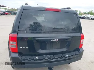 2015 Jeep Patriot Sport with VIN 1C4NJRBB3FD130331, listed as a IAAI auction lot 42075524 with 180,719 mi miles and . Bid and sale history available at carsss.com. Image 12.
