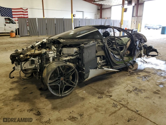 2018 McLaren 720S with VIN SBM14DCA3JW000178, listed as a Copart auction lot 73309654 with 0 mi miles and Salvage Title. Bid and sale history available at carsss.com. Image 3.