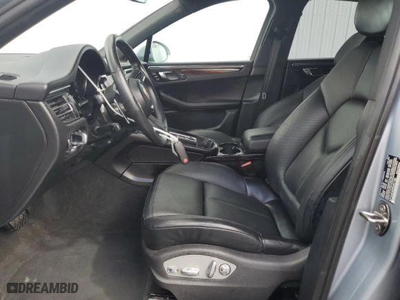 2024 Porsche Macan with VIN WP1AA2A59RLB07100, listed as a Copart auction lot 49866655 with 12,636 mi miles and Salvage Title. Bid and sale history available at carsss.com. Image 7.