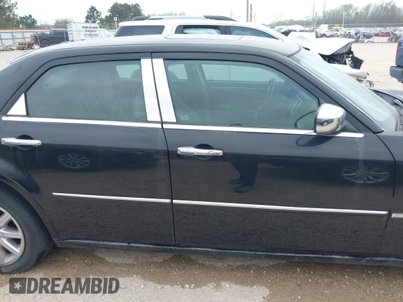 2010 Chrysler 300 Touring with VIN 2C3CA5CV0AH329717, listed as a IAAI auction lot 41785694 with 257,072 mi miles. Bid and sale history available at carsss.com. Image 13.