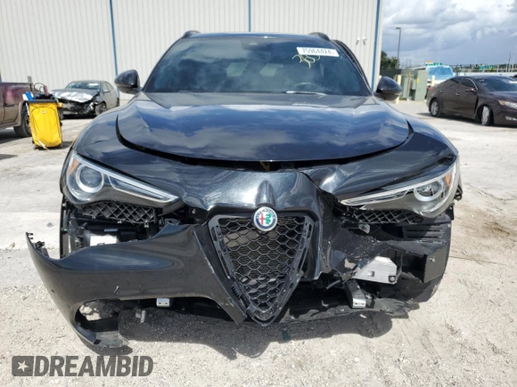 2022 Alfa Romeo Stelvio Sprint z VIN ZASPAKAN1N7D48283, wystawiony jako Copart lot #75964424 z przebiegiem 25 433 mil mil oraz Szkoda całkowita • Salvage title. Historia ofert i sprzedaży dostępna na DreamBid. Obrazek 5.
