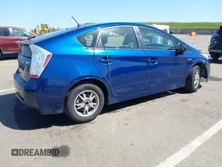 2010 Toyota Prius II with VIN JTDKN3DUXA0145833, listed as a IAAI auction lot 41992320 with 196,086 mi miles. Bid and sale history available at carsss.com. Image 4.