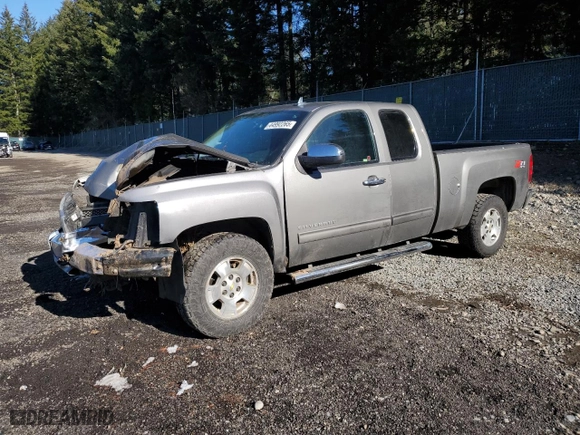 2012 Chevrolet Silverado 1500 LT with VIN 1GCRKSE72CZ322089, listed as a Copart auction lot 44992265 with 173,770 mi miles and Salvage Title. Bid and sale history available at carsss.com. Image 1.