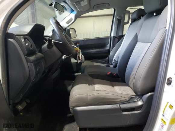 2017 Toyota Tundra 2WD SR with VIN 5TFRM5F12HX117252, listed as a Copart auction lot 43151995 with 144,398 mi miles and Salvage Title. Bid and sale history available at carsss.com. Image 7.