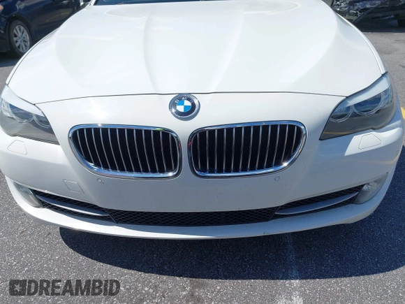 2012 BMW 5 Series 528i z VIN WBAXG5C55CDW66358, wystawiony jako IAAI lot #42166239 z przebiegiem 81 336 mil mil oraz . Historia ofert i sprzedaży dostępna na DreamBid. Obrazek 6.
