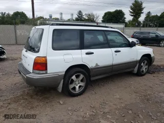 1999 Subaru Forester S with VIN JF1SF6555XH730230, listed as a Copart auction lot 71795924 with 103,455 mi miles and Salvage Title. Bid and sale history available at carsss.com. Image 3.