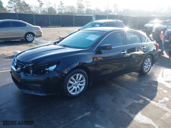 2018 Nissan Altima 2.5 SR with VIN 1N4AL3AP4JC135805, listed as a IAAI auction lot 41210244 with 119,383 mi miles. Bid and sale history available at carsss.com. Image 17.