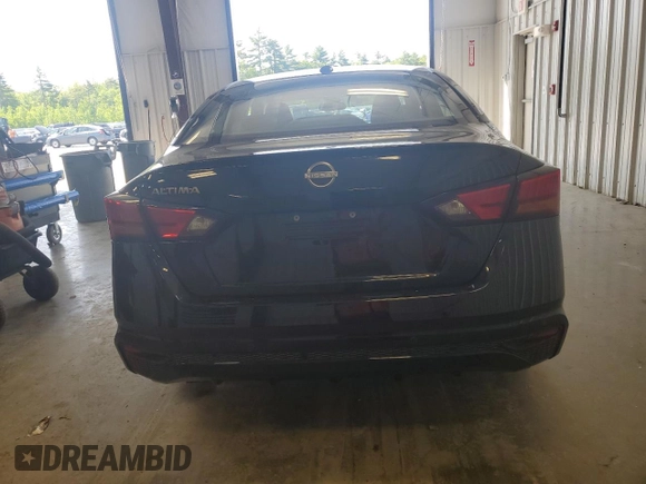 2025 Nissan Altima SV z VIN 1N4BL4DV6SN381202, wystawiony jako Copart lot #59273895 z przebiegiem 3 383 mil mil oraz Czysty tytuł • Clean title. Historia ofert i sprzedaży dostępna na DreamBid. Obrazek 6.
