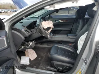 2019 Lincoln MKZ Reserve I with VIN 3LN6L5C98KR611336, listed as a Copart auction lot 83749694 with 40,406 mi miles and Salvage title. Bid and sale history available at DreamBid. Image 7.