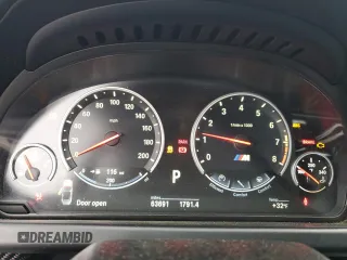 2014 BMW M6 z VIN WBSLZ9C56EDZ78719, wystawiony jako Copart lot #42445545 z przebiegiem 63 691 mil mil oraz Szkoda całkowita • Salvage title. Historia ofert i sprzedaży dostępna na DreamBid. Obrazek 9.