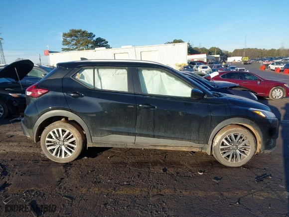 2021 Nissan Kicks SV with VIN 3N1CP5CV1ML468697, listed as a IAAI auction lot 41422462 with NaN miles. Bid and sale history available at carsss.com. Image 13.