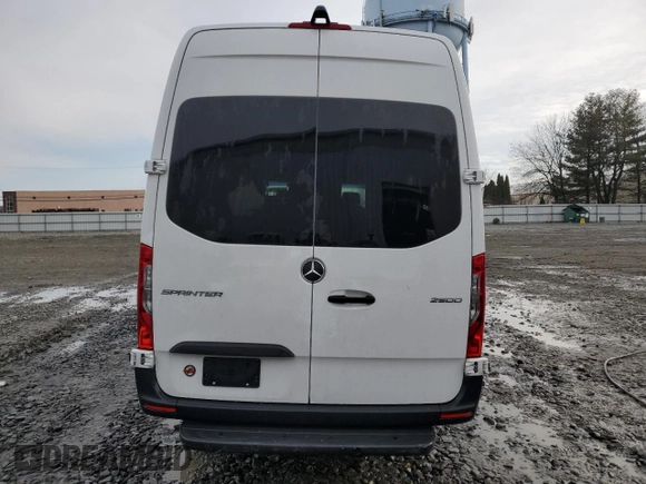 2024 Mercedes-Benz Sprinter with VIN W1W4NCHY0RT170258, listed as a Copart auction lot 43573275 with 36,369 mi miles and Salvage Title. Bid and sale history available at DreamBid. Image 6.
