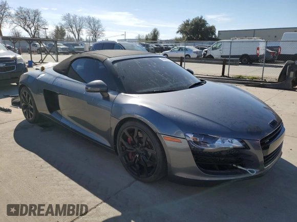2011 Audi R8 z VIN WUASUAFG9BN002572, wystawiony jako Copart lot #47427785 z przebiegiem 51 113 mil mil oraz Szkoda całkowita • Salvage title. Historia ofert i sprzedaży dostępna na DreamBid. Obrazek 4.