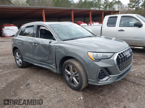 2020 Audi Q3 S line Premium with VIN WA1DECF34L1046543, listed as a IAAI auction lot 41715612 with 71,816 mi miles. Bid and sale history available at carsss.com. Image 1.