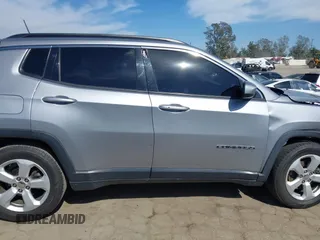2019 Jeep Compass Latitude with VIN 3C4NJCBB0KT676974, listed as a IAAI auction lot 42020893 with 54,159 mi miles and . Bid and sale history available at DreamBid. Image 13.