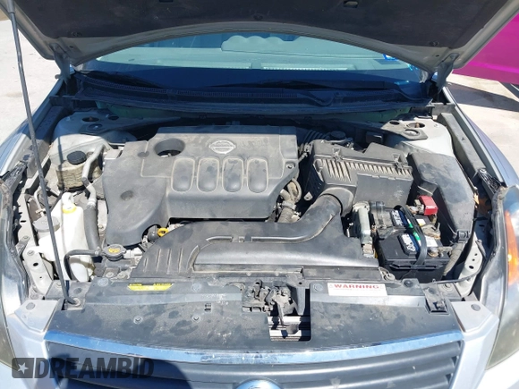 2007 Nissan Altima 2.5 with VIN 1N4AL21E27C138140, listed as a IAAI auction lot 42083098 with 189,799 mi miles. Bid and sale history available at carsss.com. Image 10.