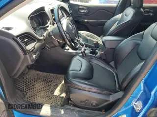 2020 Jeep Cherokee Latitude Plus with VIN 1C4PJMLB6LD580464, listed as a Copart auction lot 59023435 with 80,211 mi miles and Salvage title. Bid and sale history available at DreamBid. Image 7.