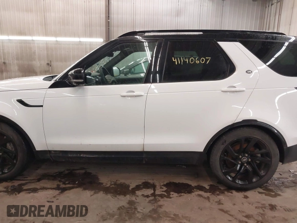 2022 Land Rover Discovery with VIN SALRT2EX0N2464071, listed as a IAAI auction lot 41140607 with 50,671 mi miles and . Bid and sale history available at DreamBid. Image 15.