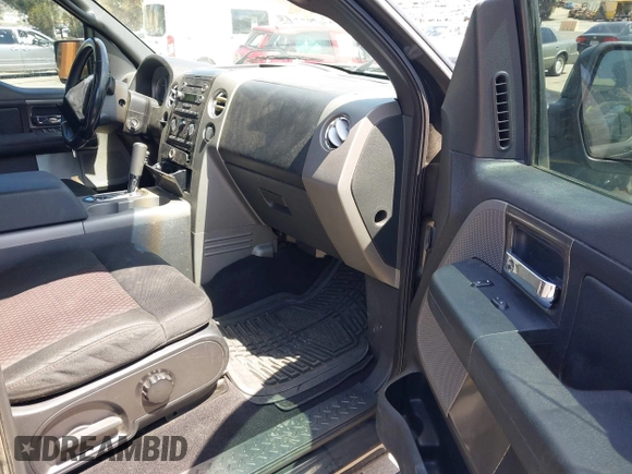 2008 Ford F-150 XLT с VIN 1FTPW12598KB38888, выставлен на аукционе IAAI как лот 41944022 с пробегом 165 865 миль миль и . История ставок и продаж доступна на DreamBid. Изображение 5.