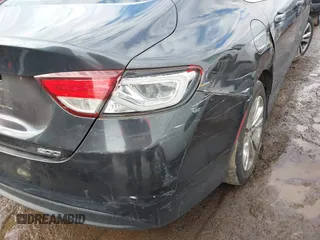 2017 Chrysler 200 Touring with VIN 1C3CCCFB5HN508644, listed as a IAAI auction lot 41653210 with 116,787 mi miles. Bid and sale history available at carsss.com. Image 20.