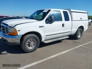 2000 Ford Super Duty F-250 XL with VIN 1FTNX20L7YEB45347, listed as a IAAI auction lot 41867503 with 101,212 mi miles. Bid and sale history available at carsss.com. Image 17.