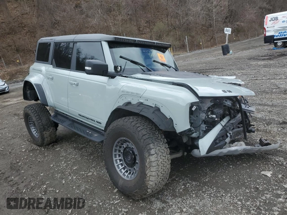 2022 Ford Bronco Raptor with VIN 1FMEE5JR3NLA50037, listed as a Copart auction lot 52032475 with 0 mi miles and Salvage Title. Bid and sale history available at carsss.com. Image 4.