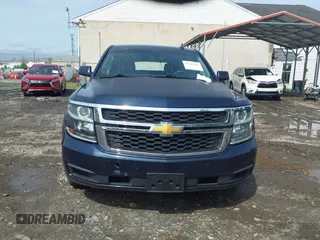 2019 Chevrolet Tahoe Commercial z VIN 1GNLCDEC1KR218436, wystawiony jako IAAI lot #42286365 z przebiegiem 119 981 mil mil oraz . Historia ofert i sprzedaży dostępna na DreamBid. Obrazek 12.