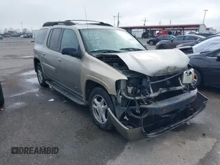 2003 GMC Envoy XL SLE with VIN 1GKES16S136112391, listed as a IAAI auction lot 41411715 with 348,967 mi miles. Bid and sale history available at carsss.com. Image 1.