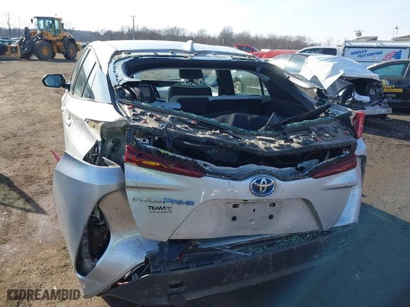 2017 Toyota Prius Prime Plus with VIN JTDKARFPXH3037517, listed as a IAAI auction lot 41642545 with NaN miles. Bid and sale history available at carsss.com. Image 17.