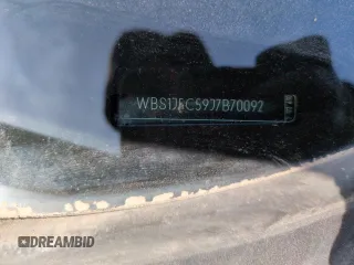 2018 BMW M2 z VIN WBS1J5C59J7B70092, wystawiony jako Copart lot #52558485 z przebiegiem 2 614 mil mil oraz Szkoda całkowita • Salvage title. Historia ofert i sprzedaży dostępna na DreamBid. Obrazek 12.
