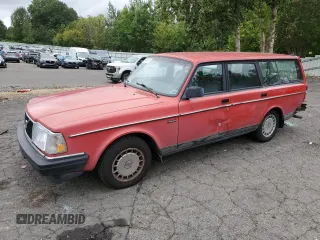 1993 Volvo 240 z VIN YV1AW8801P1942014, wystawiony jako Copart lot #69491174 z przebiegiem 145 809 mil mil oraz Szkody całkowita. Historia ofert i sprzedaży dostępna na DreamBid. Obrazek 1.