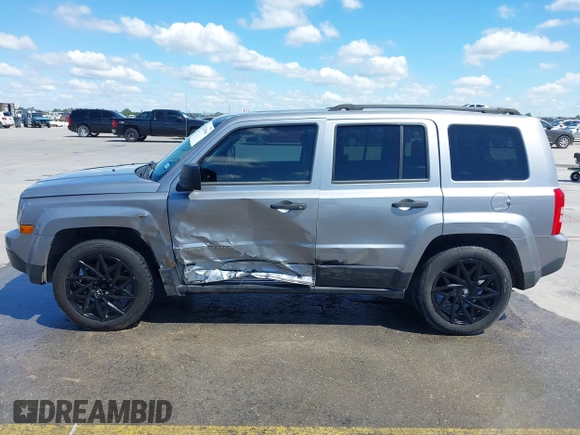2014 Jeep Patriot Sport z VIN 1C4NJPBA7ED818830, wystawiony jako IAAI lot #42216964 z przebiegiem 144 909 mil mil oraz . Historia ofert i sprzedaży dostępna na DreamBid. Obrazek 14.