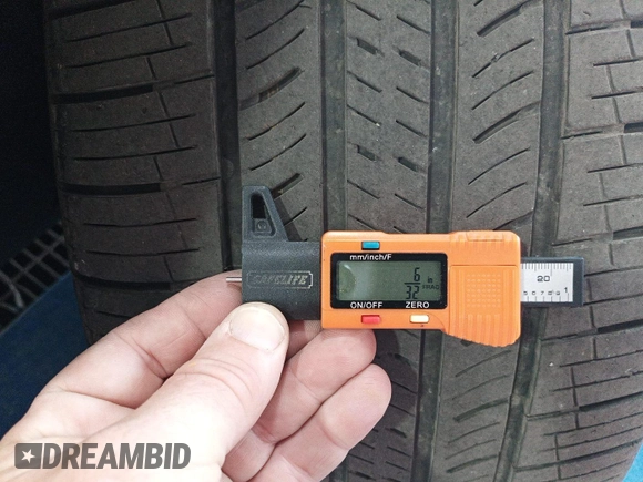 2024 Volkswagen Atlas SE с VIN 1V2HR2CA0RC565268, выставлен на аукционе IAAI как лот 42796122 с пробегом 25 132 миль миль и . История ставок и продаж доступна на DreamBid. Изображение 30.